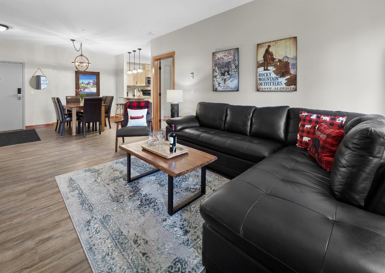 Newly Renovated Grizzly Lodge, Spacious 3Br 2Ba With Open Pool, Hot Tub Canmore Extérieur photo