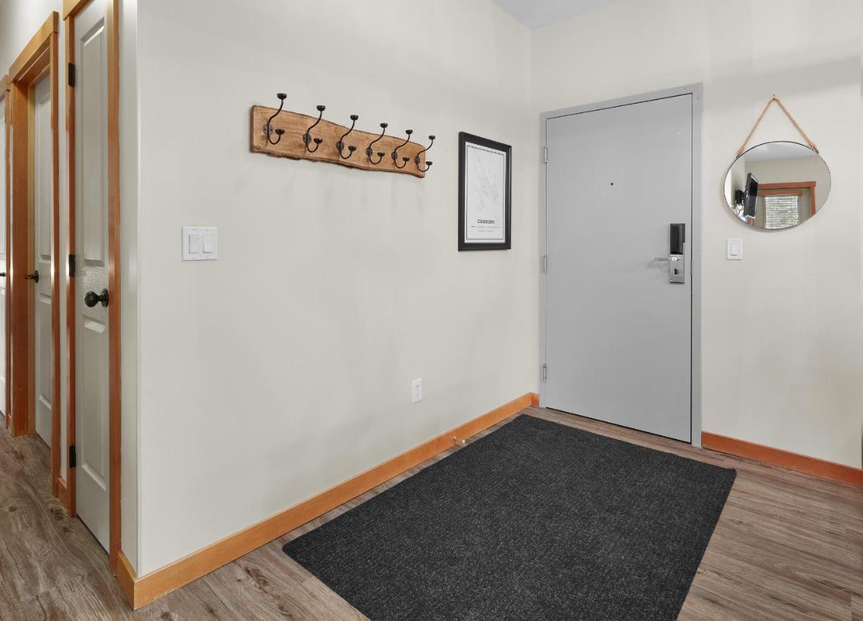 Newly Renovated Grizzly Lodge, Spacious 3Br 2Ba With Open Pool, Hot Tub Canmore Extérieur photo