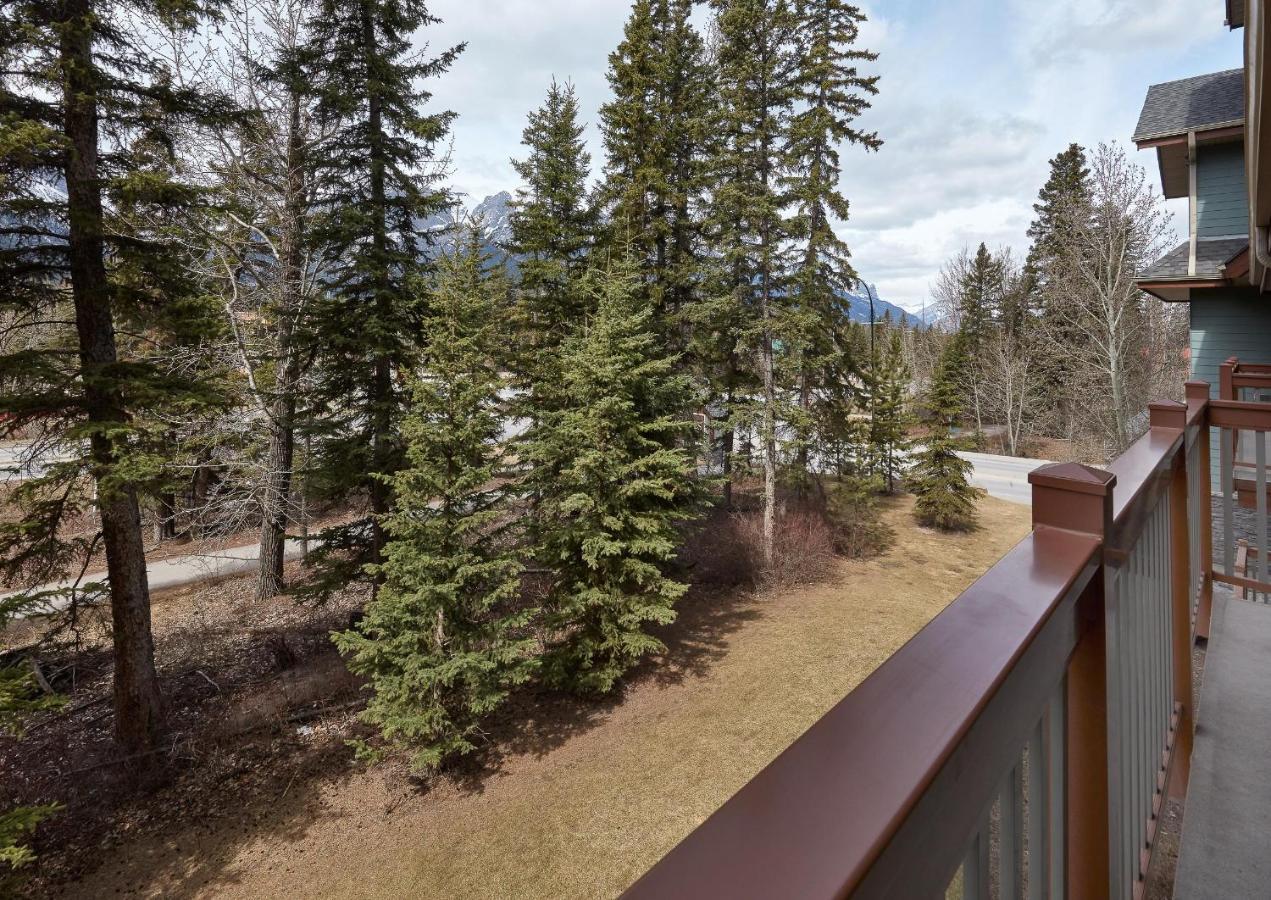 Newly Renovated Grizzly Lodge, Spacious 3Br 2Ba With Open Pool, Hot Tub Canmore Extérieur photo