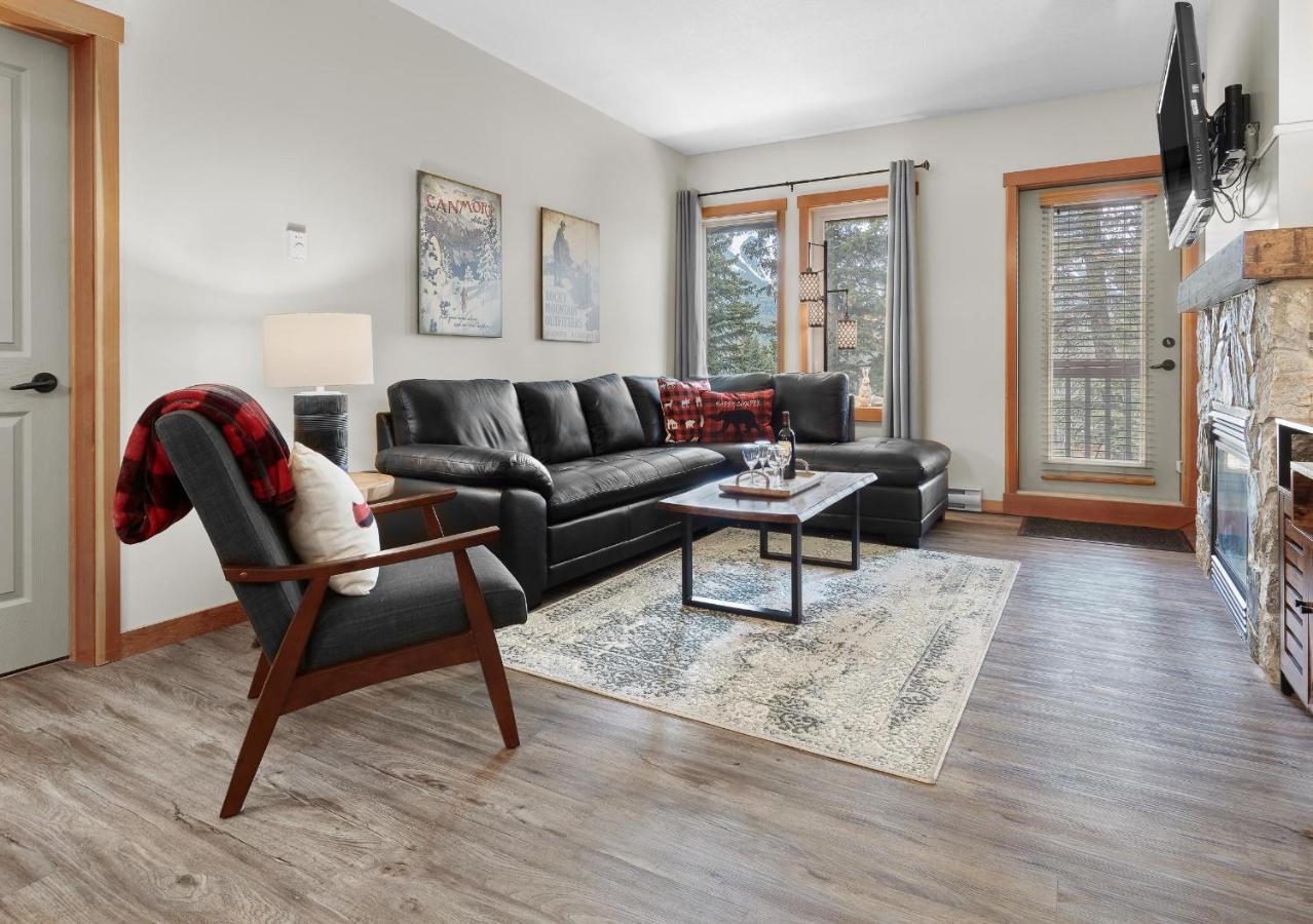 Newly Renovated Grizzly Lodge, Spacious 3Br 2Ba With Open Pool, Hot Tub Canmore Extérieur photo