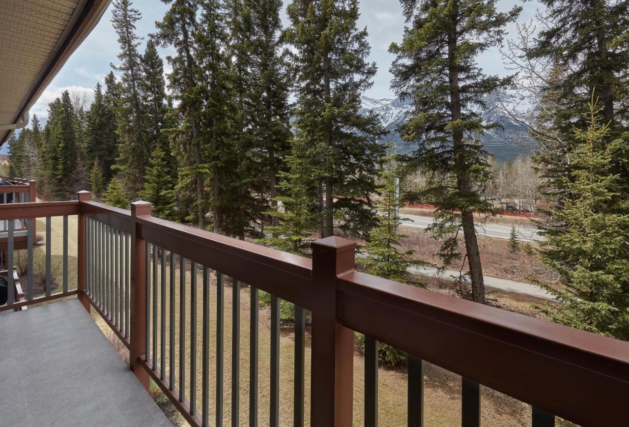 Newly Renovated Grizzly Lodge, Spacious 3Br 2Ba With Open Pool, Hot Tub Canmore Extérieur photo